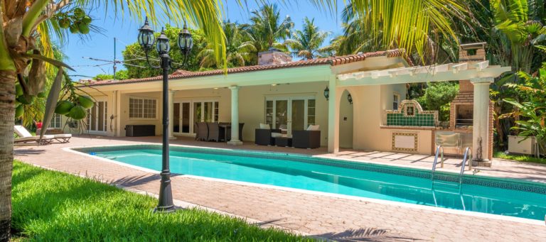 Luxury listing: Waterfront home on Bay Point