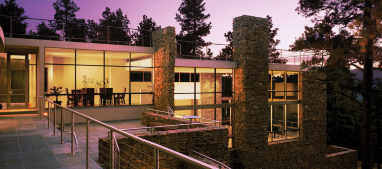 How to sell a luxury property by reverse auction