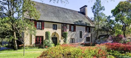 Interactive listing: iconic Houston estate