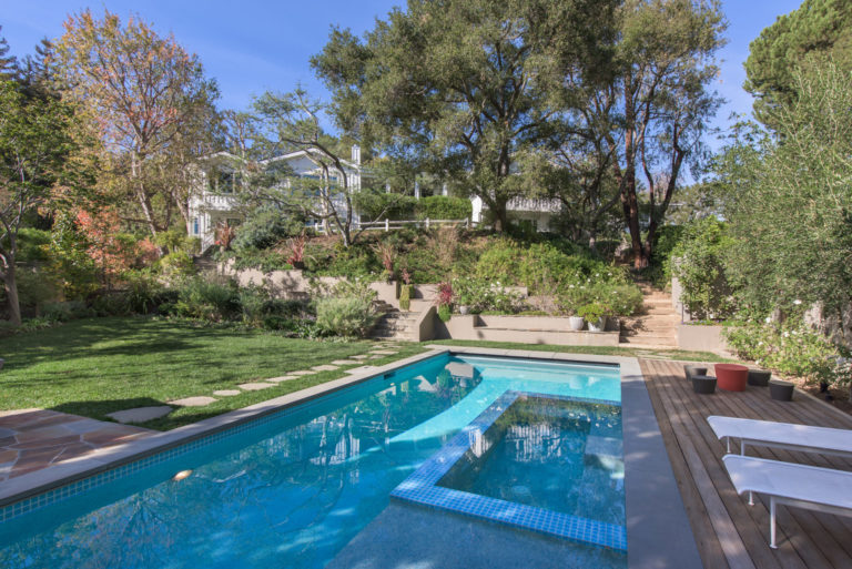 Luxury listing: L.A. canyon home with guesthouse