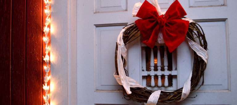 8 heartwarming holiday moments, brought to you by real estate