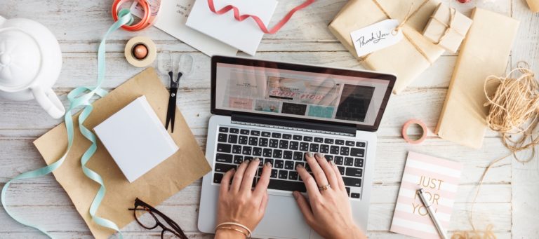Real estate blog topics to take you through the holidays