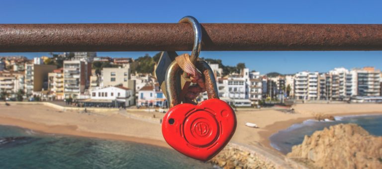 How to get agents to try (and love) new technology