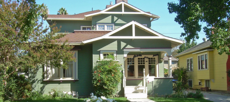 DealMachine gathers homeowner intel with the snap of a pic