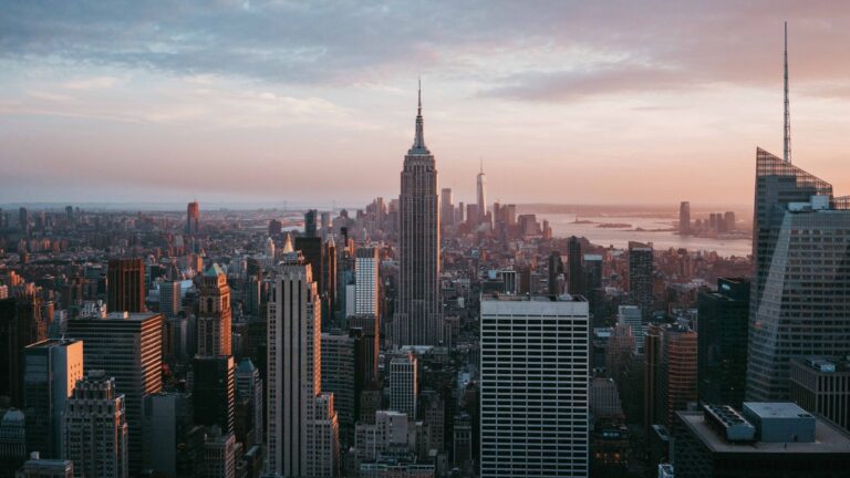 Brokerages, REBNY to sue New York state over brokers' fee adjustment