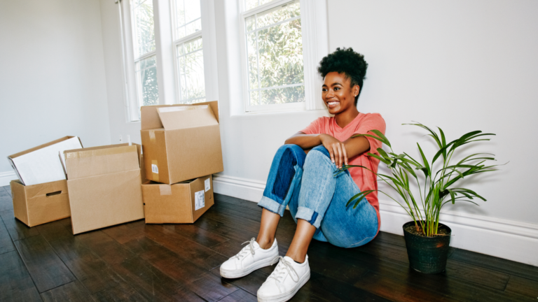 Americans aren't waiting for marriage to buy a home: Study