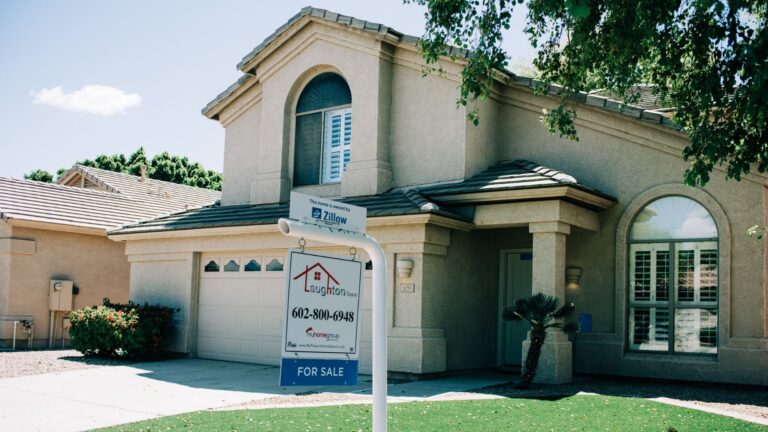Zillow will allow self-tours on all company-owned homes