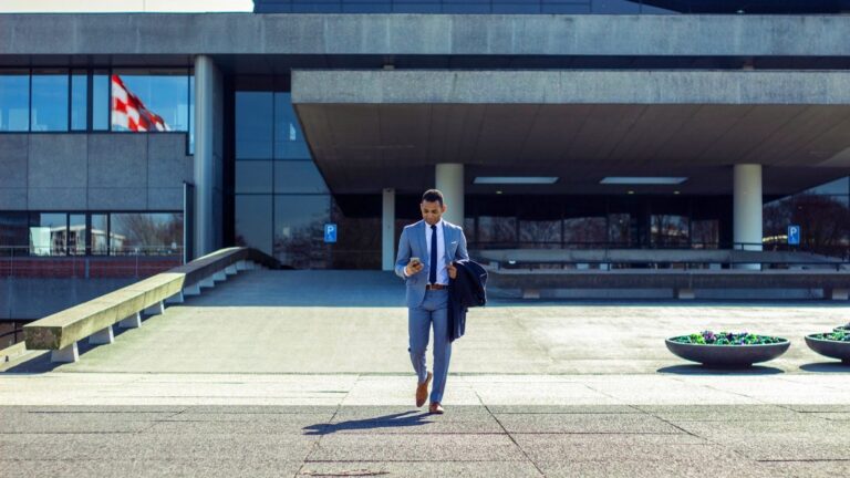 Cloze excels in empowering real estate relationships