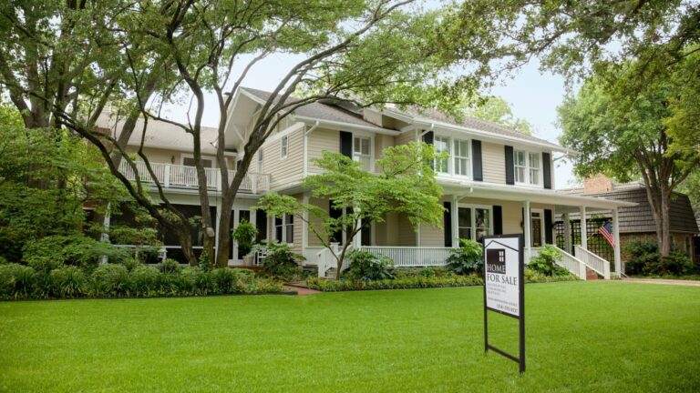 Home prices begin to stall