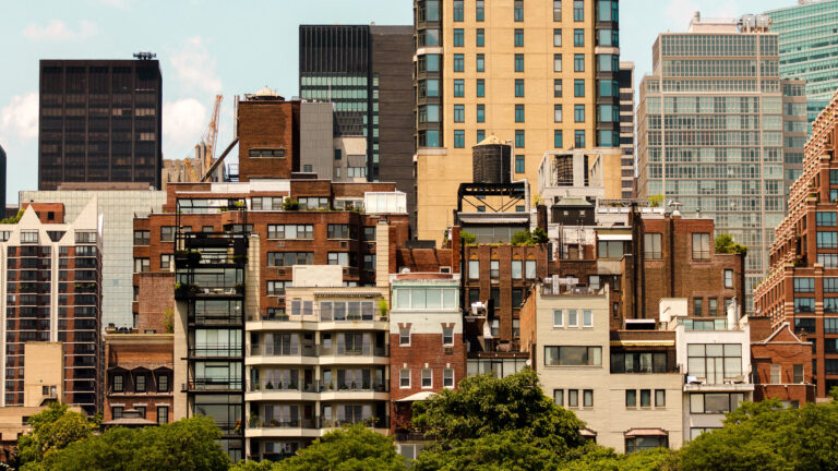 As eviction bans expire, experts predict a nationwide housing 'nightmare'
