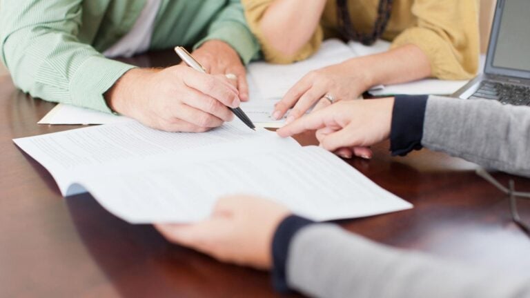 Mortgage applications drop 5.1%