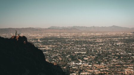 Home price gains continue to accelerate: Case-Shiller