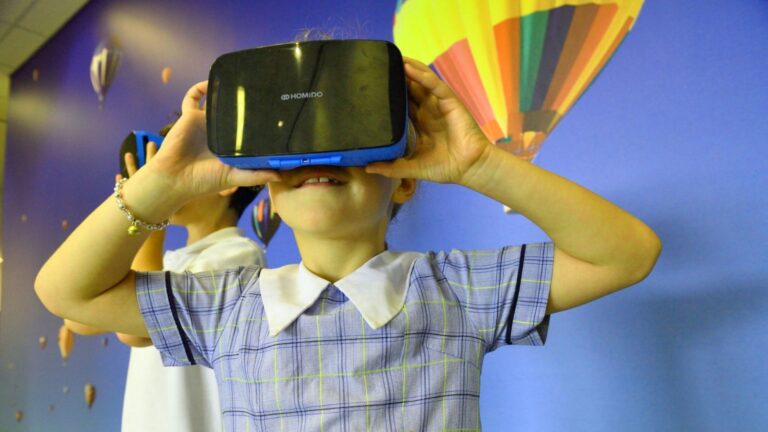 Virtual tours level off as home showings continue unseasonable increase
