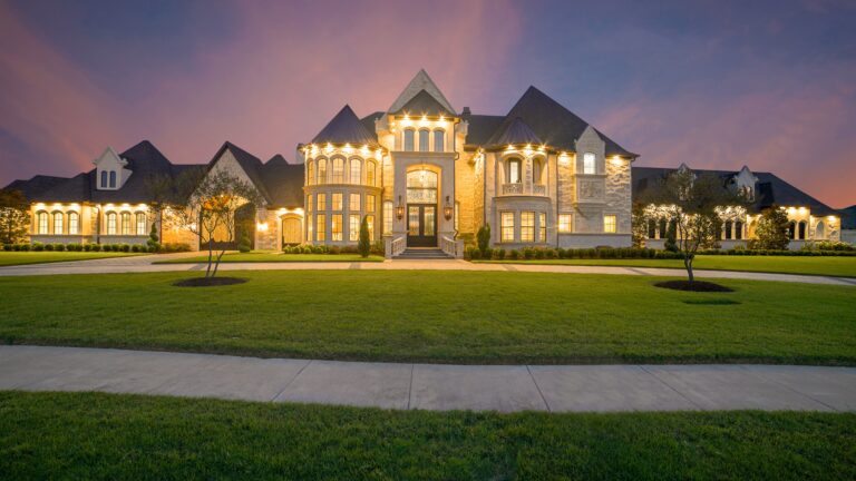 Aspiring luxury agent? Here's what your website needs