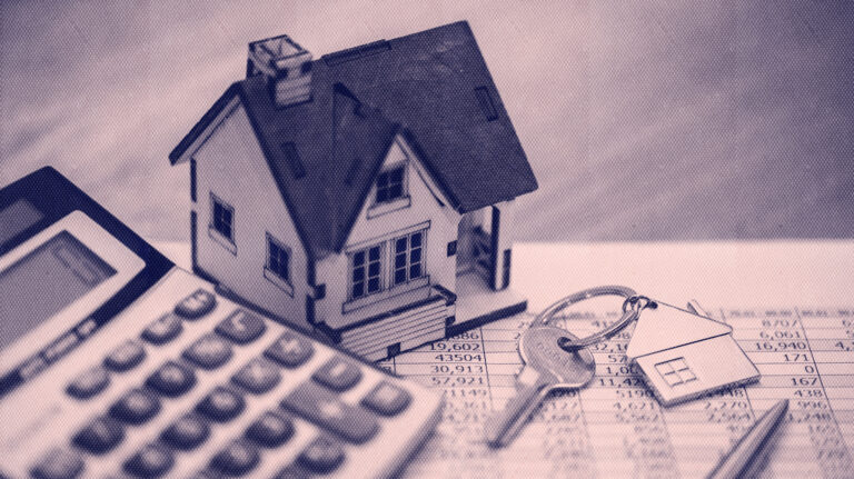 How to set the right price and attract a crowd that buyers will follow