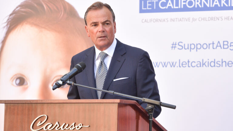 Los Angeles developer Rick Caruso to accept bitcoin as rent