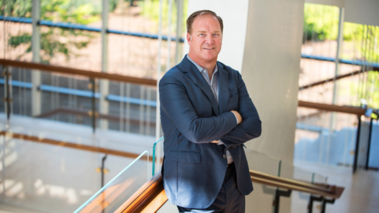 Salaried agent model is a 'game changer' says former Realogy leader