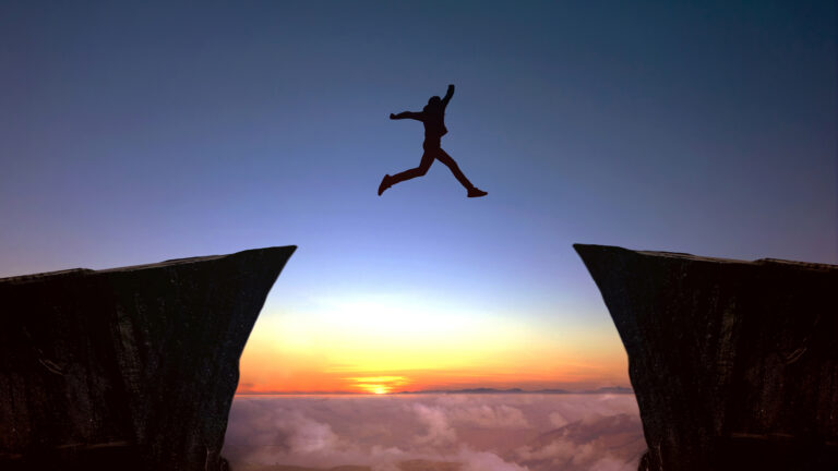 Rethinking your life? 5 questions to ask before switching brokerages
