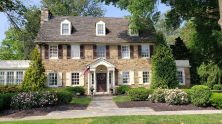 US existing-home prices hit another record high in May: NAR