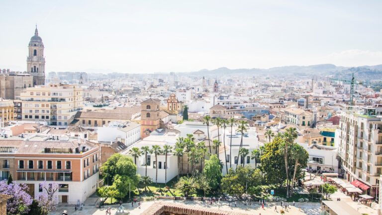 Realty ONE Group expands franchise operations into Spain
