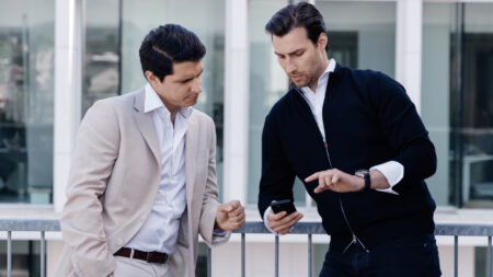 Sell real estate faster and smarter with AI and fully automated marketing
