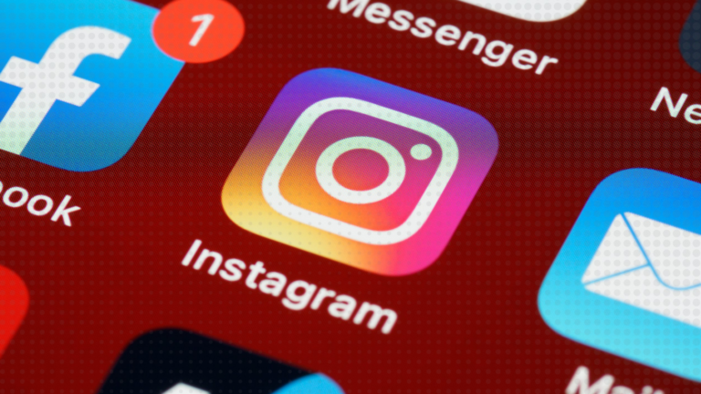 23 Instagram accounts that will help you be a better real estate agent