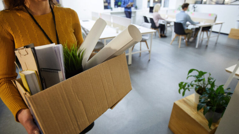 11 signs an agent is on the brink of leaving your brokerage