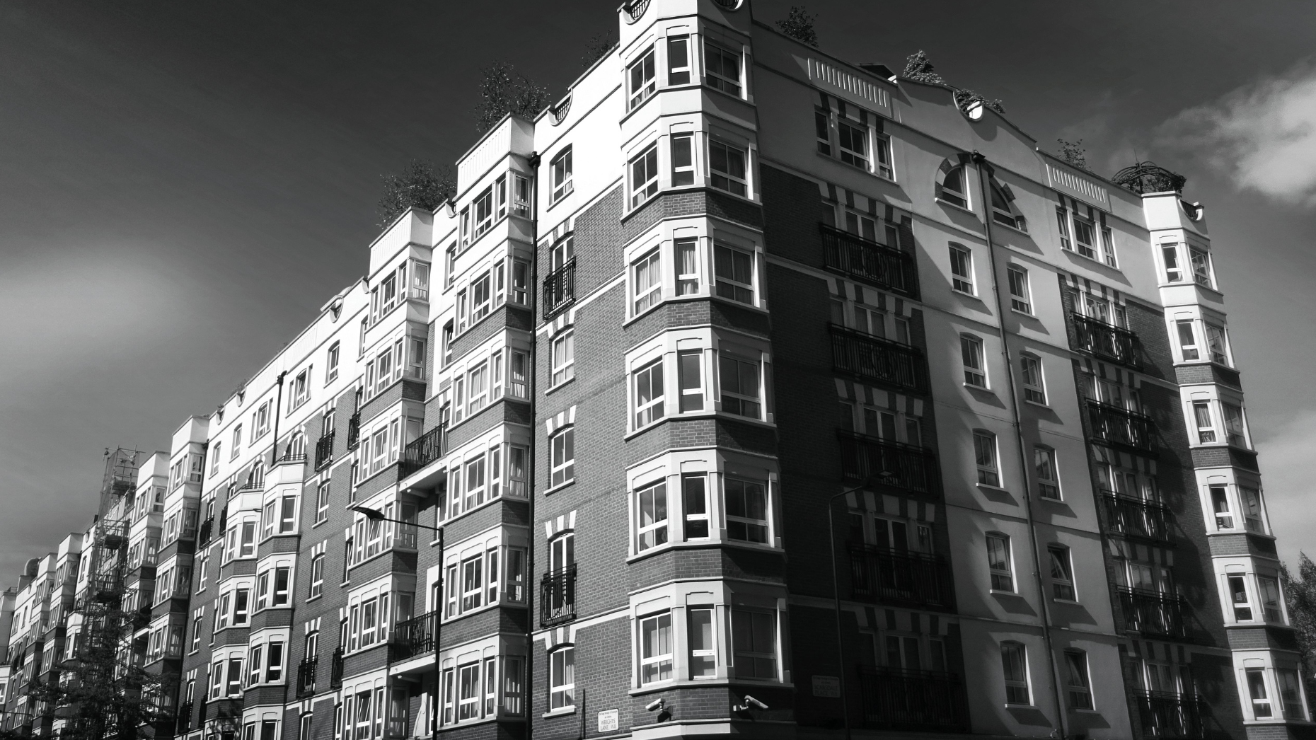 Lessen News Lessen Hits Unicorn Status With $170M Series B Funding Round | Inman ...