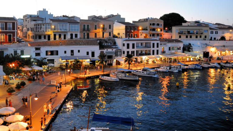 Moving abroad? Paul Brazell Acosta describes life as an agent in Spain