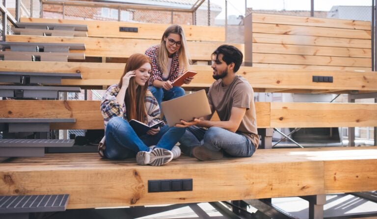 4 ways to drive people to your website