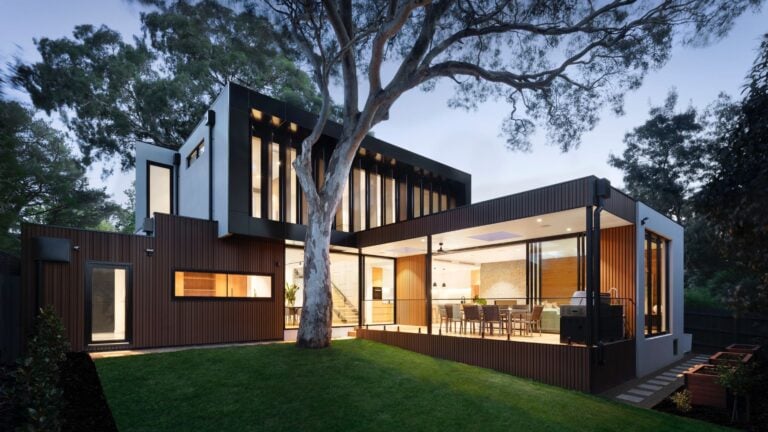 Luxury home sales plunge to 10-year low, surpassing COVID levels