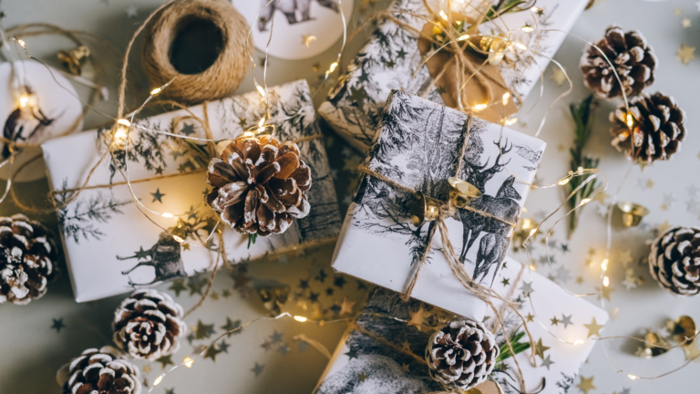 12 useful gift ideas your clients will actually want