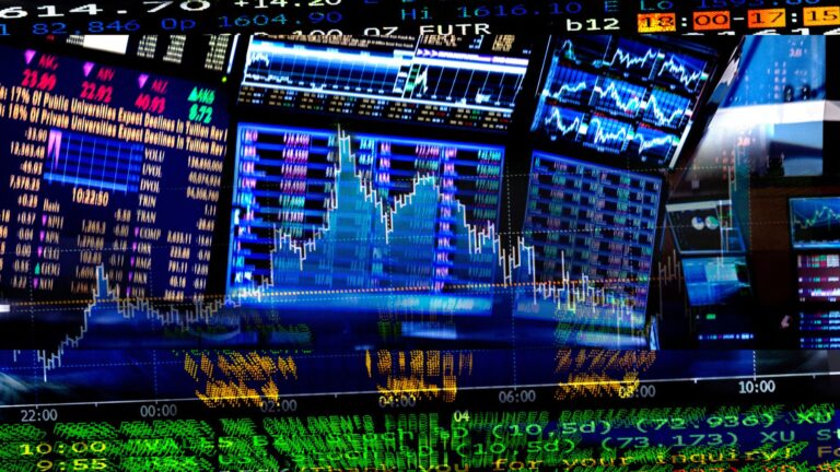 Ongoing doubts about soundness of regional banks rattle investors
