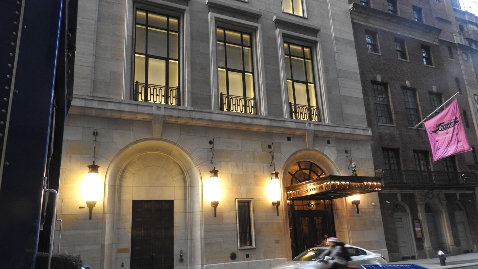 Park Ave Billionaires' Row Condo Sells For 37.5M Inman