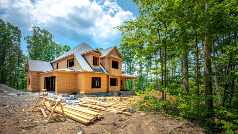 Housing starts plunge to 3-year low