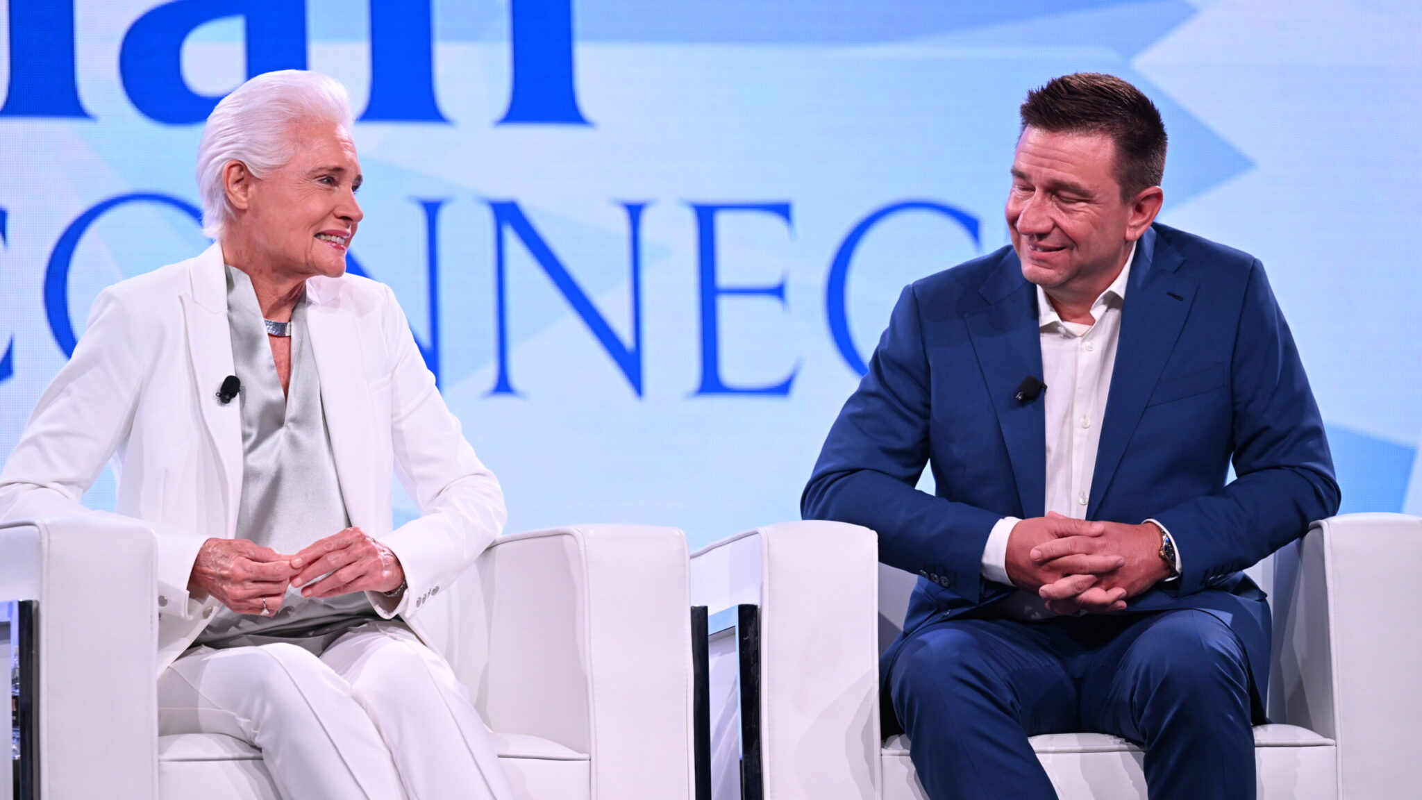 The Secret To Selling A Luxury Home? 'Stay Positive' And Price It Well