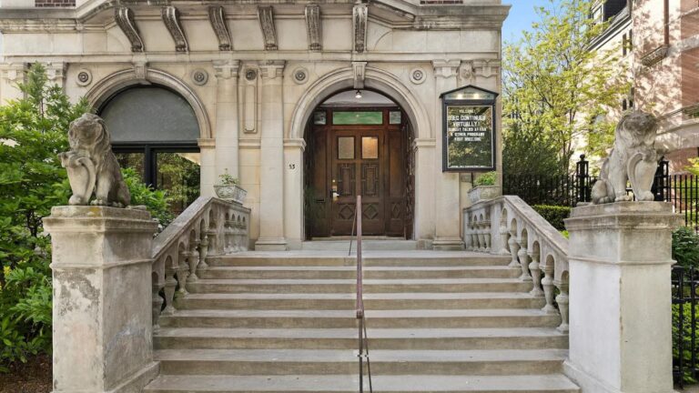 Sale of opulent manse in Brooklyn breaks neighborhood record