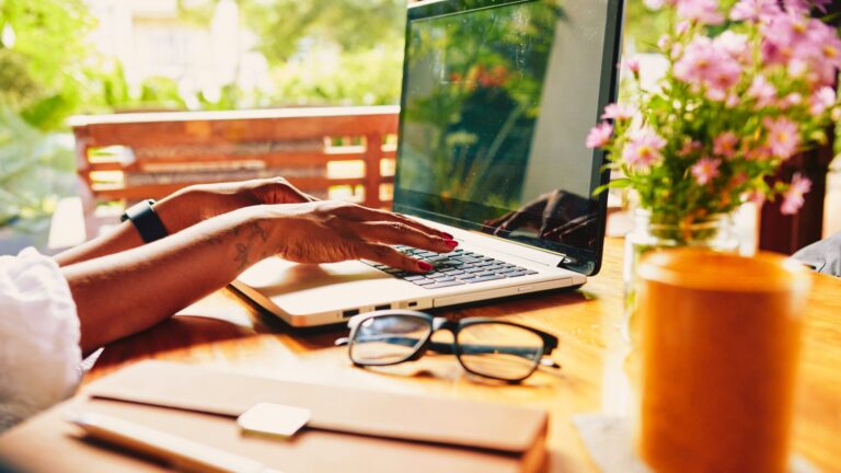  7 tips for using AI to find (and keep) real estate clients