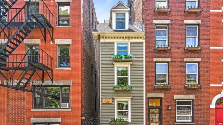 A 'Skinny House' built out of spite? Maybe not, archives show