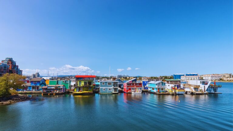 Maryland- and Canada-based real estate teams join eXp Realty