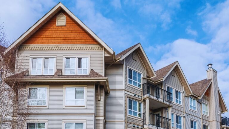 Share of renters paying under $1,000 hits record low, Redfin says