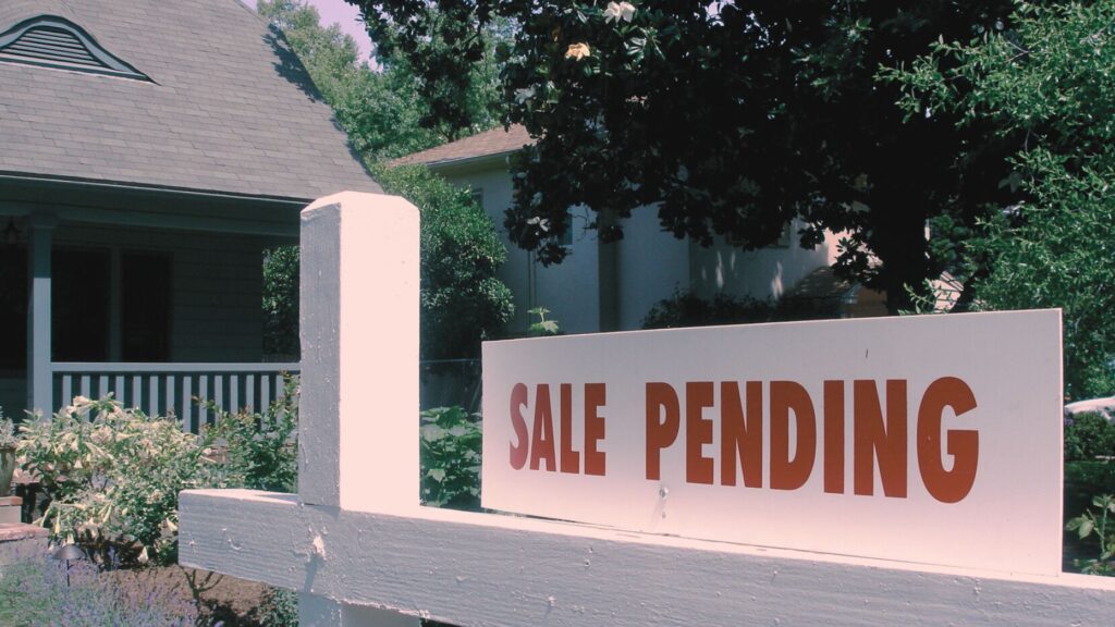 Pending home sales tank 6.3% in April as mortgage rates stay high