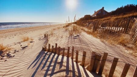 Hamptons summer rentals way down amid market uncertainty