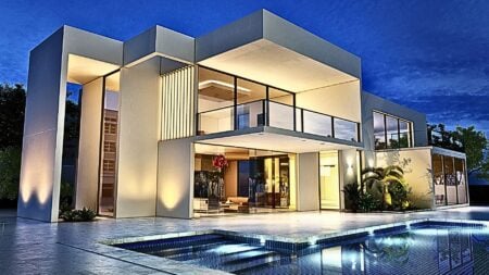 Why now is the perfect time for a mansion boom