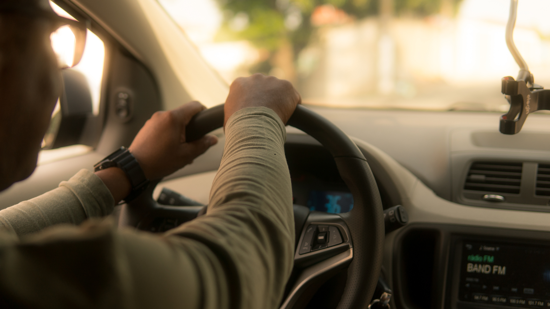 Tensions run high as buyers and sellers battle for ‘the driver’s seat’