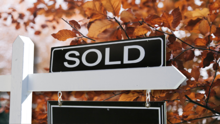 Tailwinds pull October existing-home sales up 1.2%