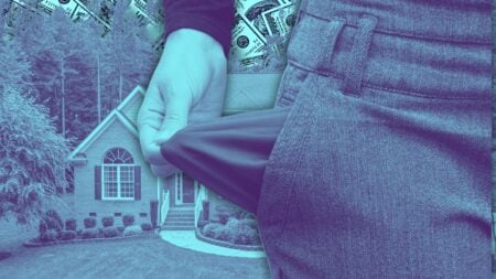 Watchdog: Agents earn too little. Consumers pay too much