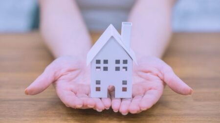 With mortgage rates down, home payments hit lowest level in 2 years