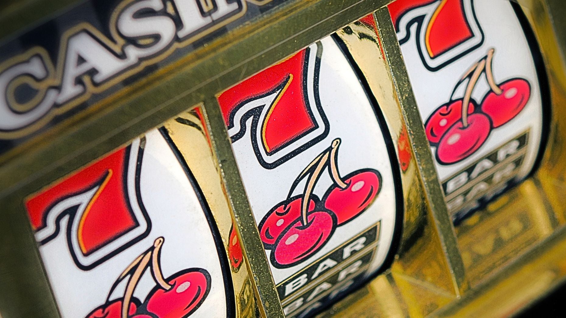 Cruises, gambling, beauty services: Florida property managers arrested for grand theft