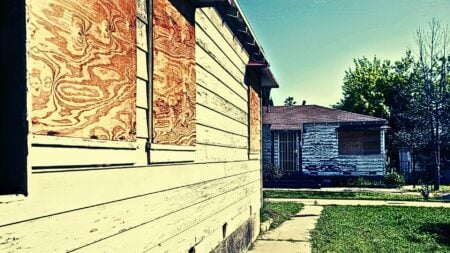 Broker battles squatter in 10-month legal ordeal after buying home sight-unseen [VIDEO]